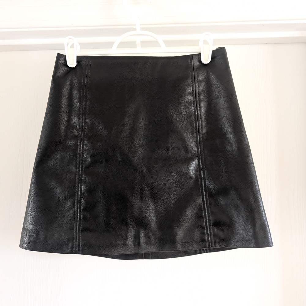 Black H&M Mini A-Line Skirt